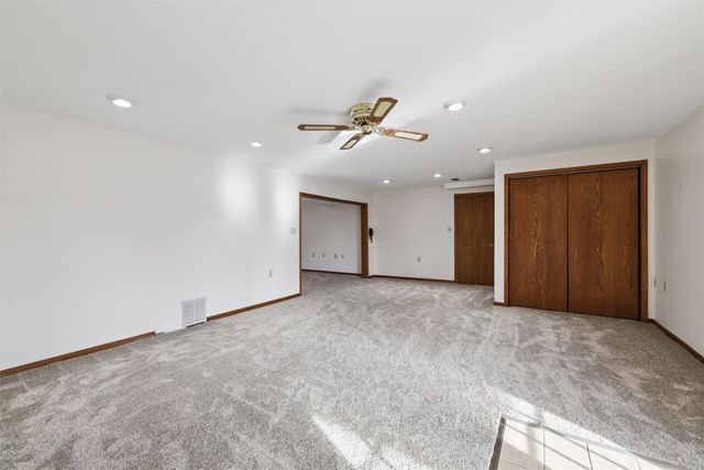 1019 Scott Felton Road, Indianola, IA 50125