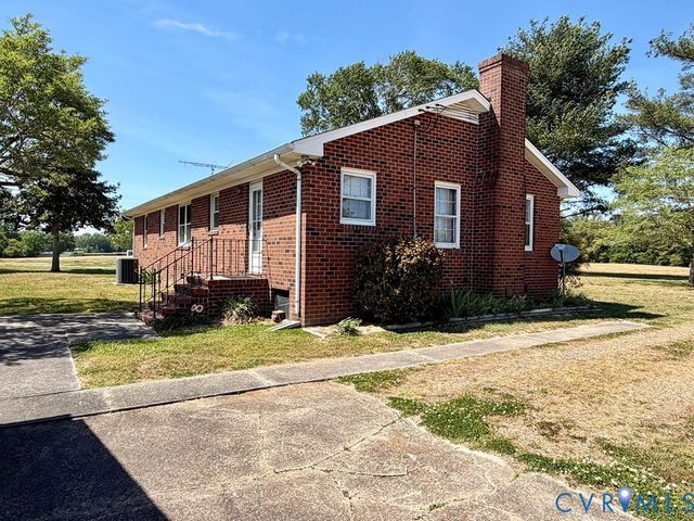 1414 Ridge Rd, Callao, VA 22435
