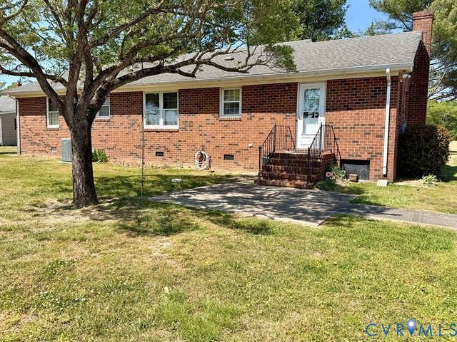 1414 Ridge Rd, Callao, VA 22435