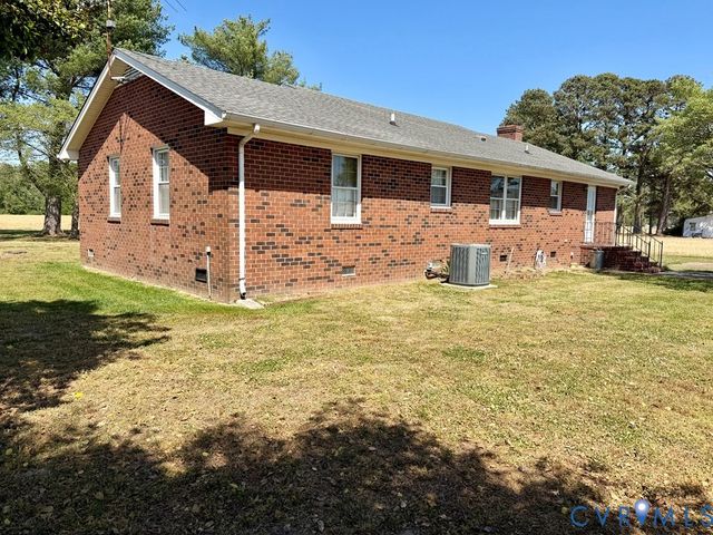 1414 Ridge Rd, Callao, VA 22435