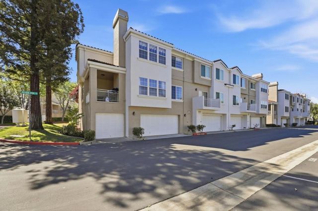 7013 Silver Fox Drive, San Jose, CA 95120