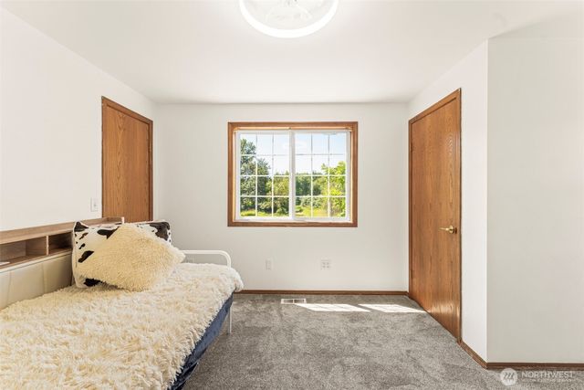 11915 151st Avenue Court E, Puyallup, WA 98374