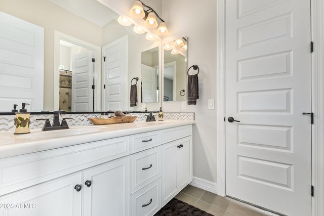 1966 E Indian Wells Drive, Gilbert, AZ 85298