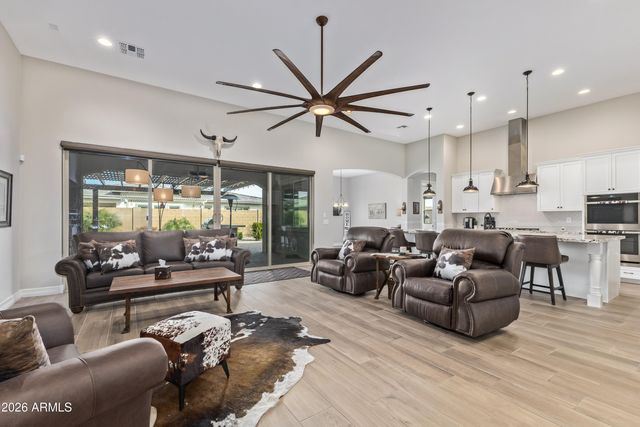 1966 E Indian Wells Drive, Gilbert, AZ 85298