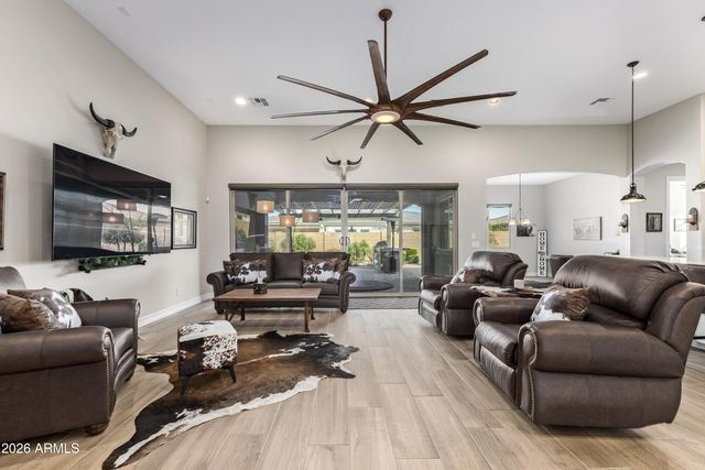 1966 E Indian Wells Drive, Gilbert, AZ 85298