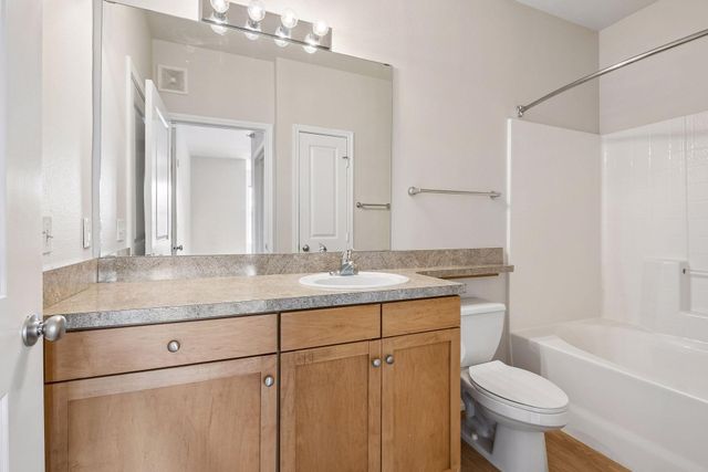 13570 Technology Drive 2319, Eden Prairie, MN 55344