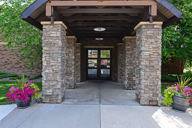 13570 Technology Drive 2319, Eden Prairie, MN 55344