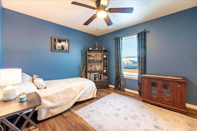 645 W 4TH AVENUE, North Pole, AK 99705