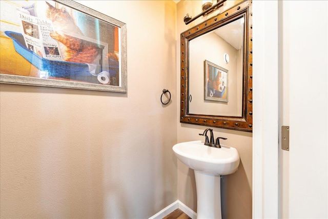 645 W 4TH AVENUE, North Pole, AK 99705