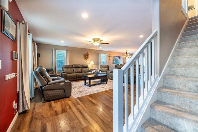 645 W 4TH AVENUE, North Pole, AK 99705