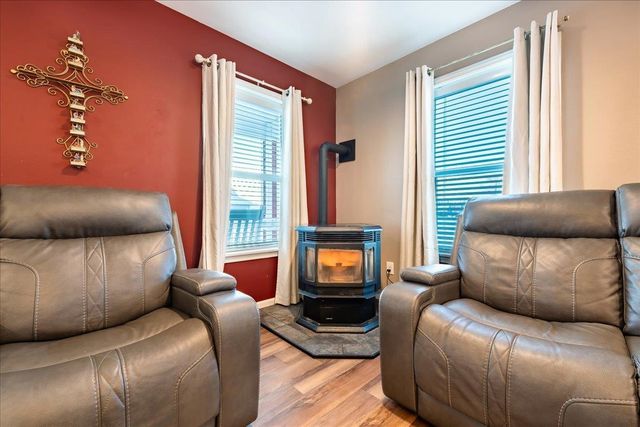 645 W 4TH AVENUE, North Pole, AK 99705