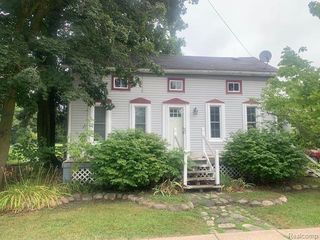 465 Schoolhouse Street, Ortonville, MI 48462