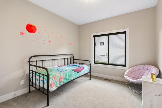 14415 Sheridan Avenue, Urbandale, IA 50323