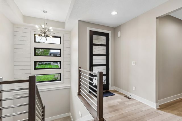 14415 Sheridan Avenue, Urbandale, IA 50323