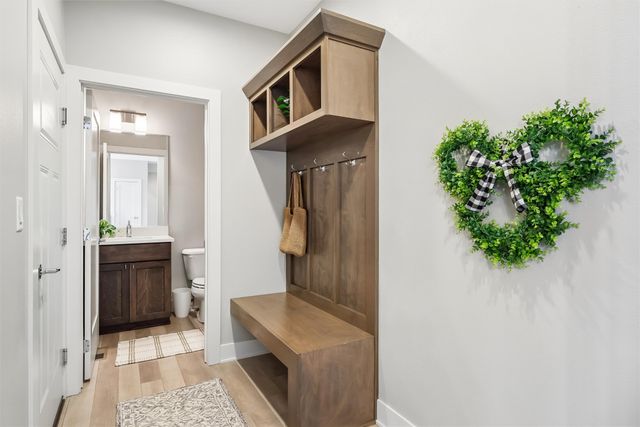 14415 Sheridan Avenue, Urbandale, IA 50323