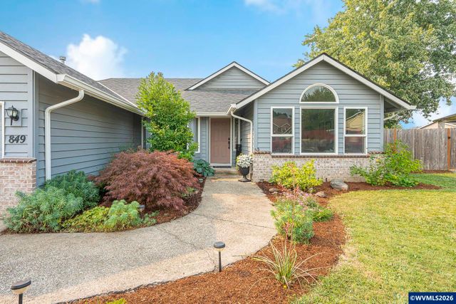 849 E 9th Ct, Lafayette, OR 97127