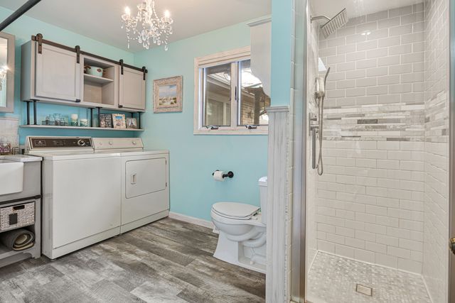 48W607 Whispering Oaks Drive, Hampshire, IL 60140