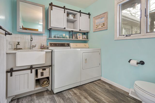 48W607 Whispering Oaks Drive, Hampshire, IL 60140