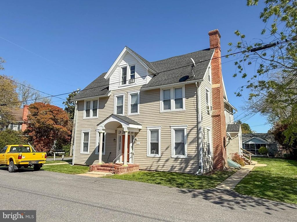 Image 1 of property listing at 7112 MARYLAND AVE, Queenstown, MD 21658