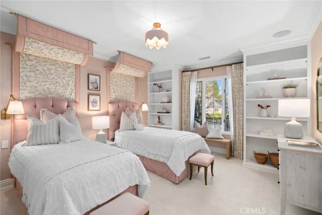 1 Cypress Point Lane, Newport Beach, CA 92660