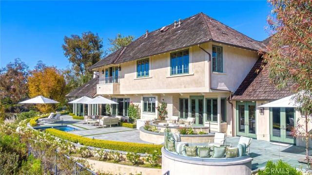 1 Cypress Point Lane, Newport Beach, CA 92660