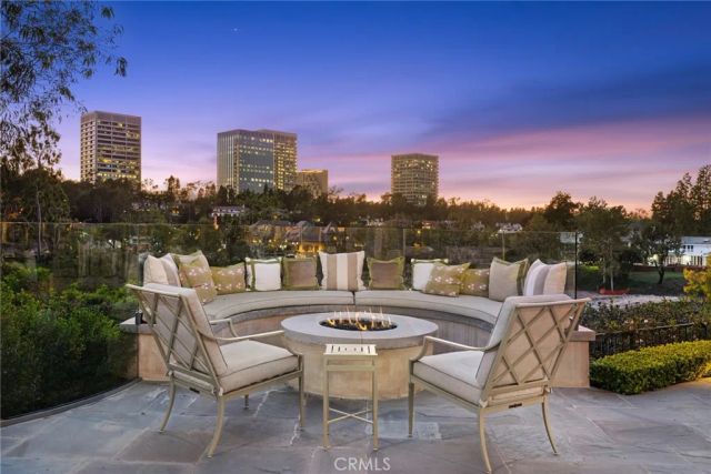 1 Cypress Point Lane, Newport Beach, CA 92660