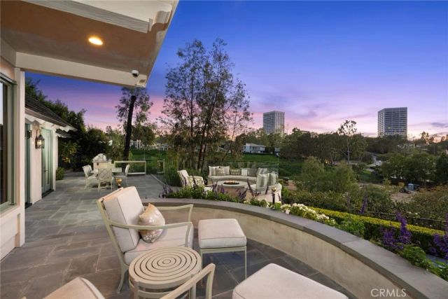 1 Cypress Point Lane, Newport Beach, CA 92660