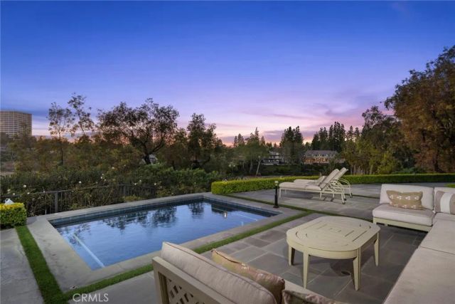 1 Cypress Point Lane, Newport Beach, CA 92660