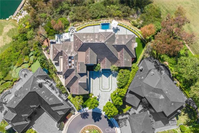 1 Cypress Point Lane, Newport Beach, CA 92660