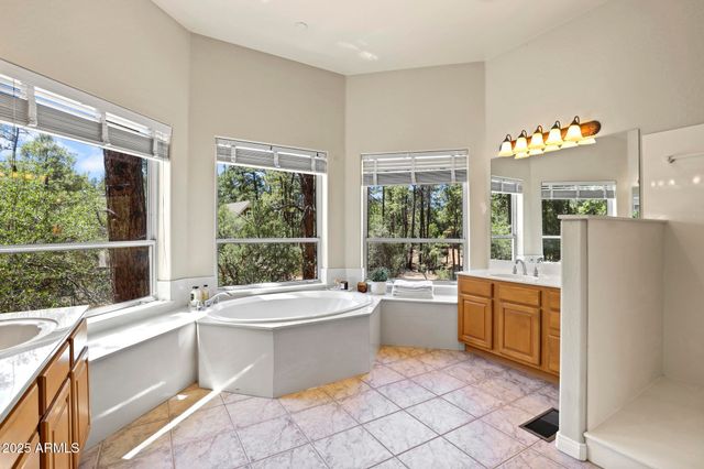 864 E Highline Drive, Star Valley, AZ 85541