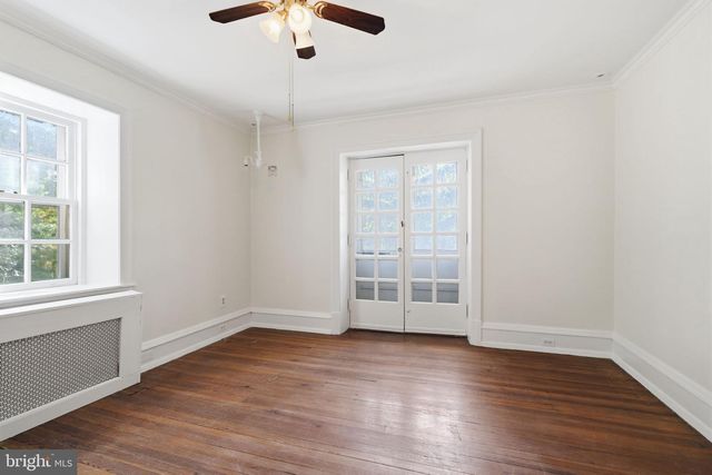 6711 LINCOLN DR, Philadelphia, PA 19119