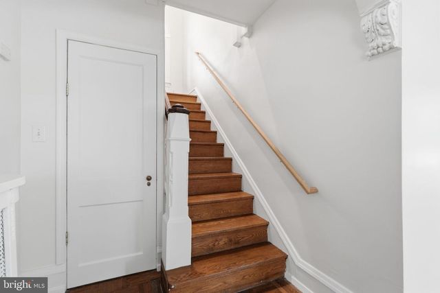 6711 LINCOLN DR, Philadelphia, PA 19119