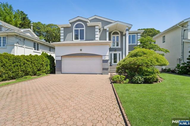 87 Irving Avenue, Englewood Cliffs, NJ 07632