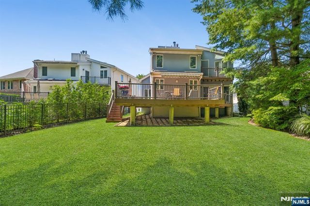 87 Irving Avenue, Englewood Cliffs, NJ 07632