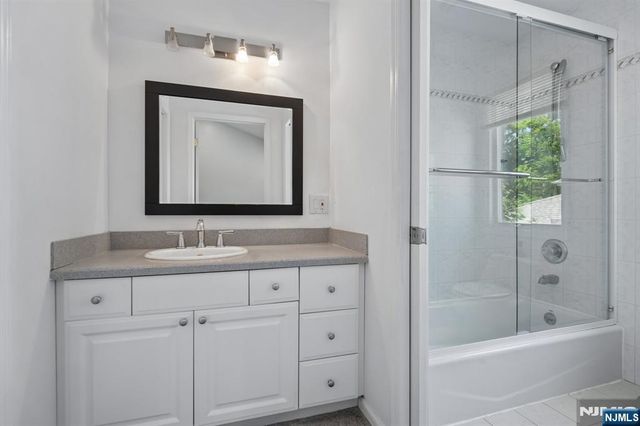 87 Irving Avenue, Englewood Cliffs, NJ 07632