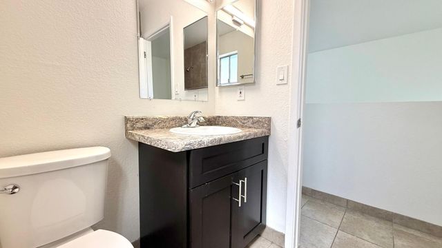 1712 E Pepper Circle 3, Mesa, AZ 85203