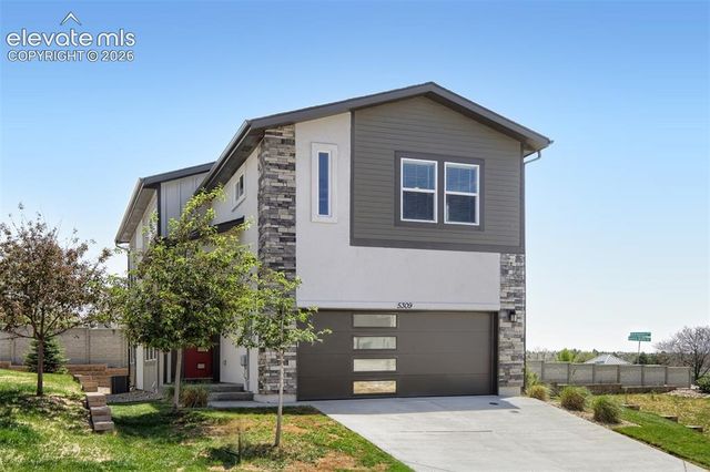 5309 Sky Top Lane, Colorado Springs, CO 80918