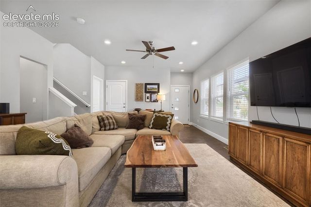 5309 Sky Top Lane, Colorado Springs, CO 80918