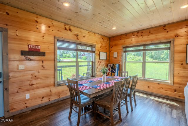 242 Lily Jo Way, Sevierville, TN 37876