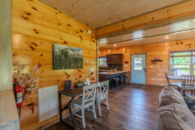 242 Lily Jo Way, Sevierville, TN 37876