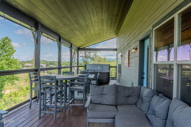 242 Lily Jo Way, Sevierville, TN 37876