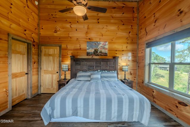 242 Lily Jo Way, Sevierville, TN 37876