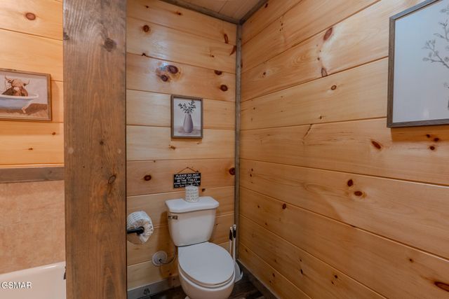 242 Lily Jo Way, Sevierville, TN 37876