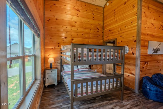 242 Lily Jo Way, Sevierville, TN 37876