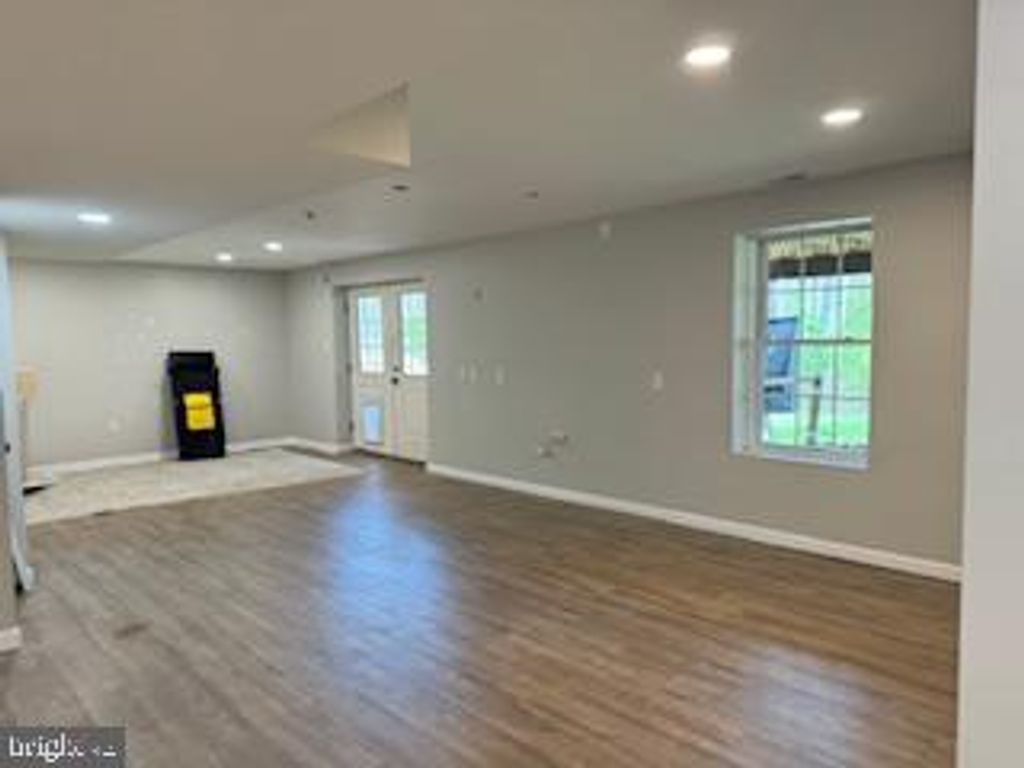 441 SHADY CREEK RD, Clear Brook, VA 22624