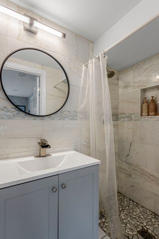 411 Provence Court, Lisle, IL 60532