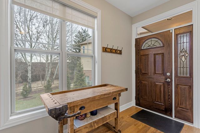 411 Provence Court, Lisle, IL 60532