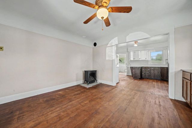 11 Welch Ln, Ione, CA 95640