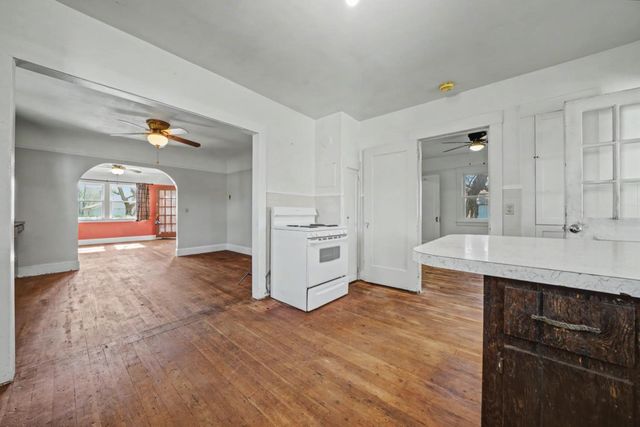 11 Welch Ln, Ione, CA 95640