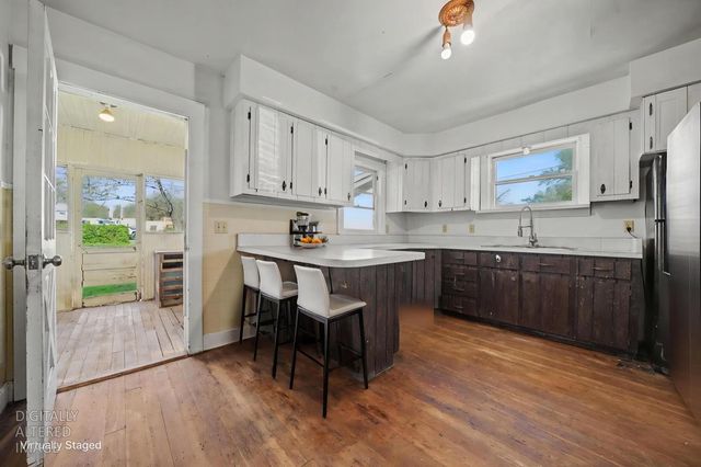 11 Welch Ln, Ione, CA 95640